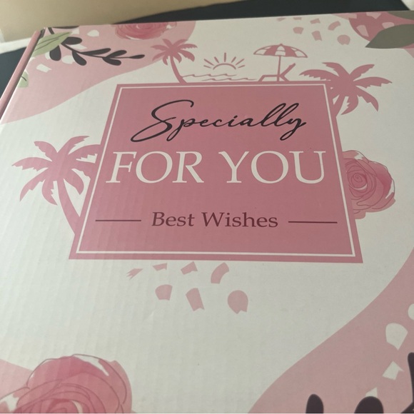 Nana Pink Floral Gift Set - Picture 9 of 9